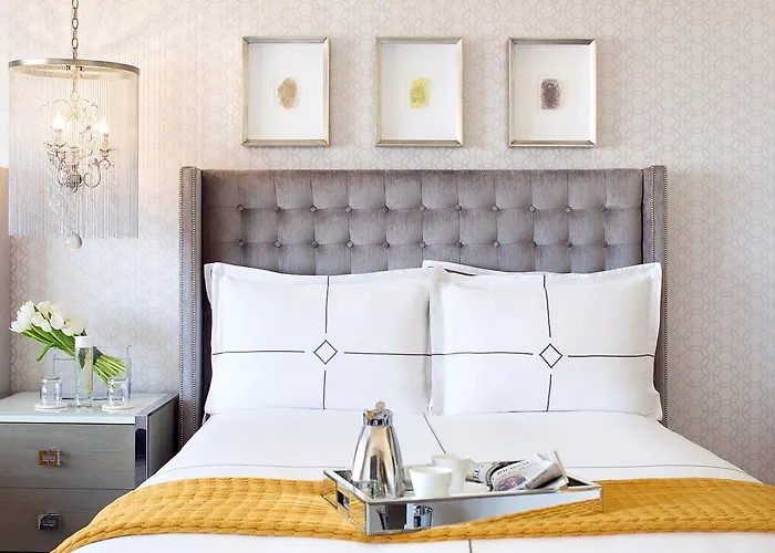 Premier King Room